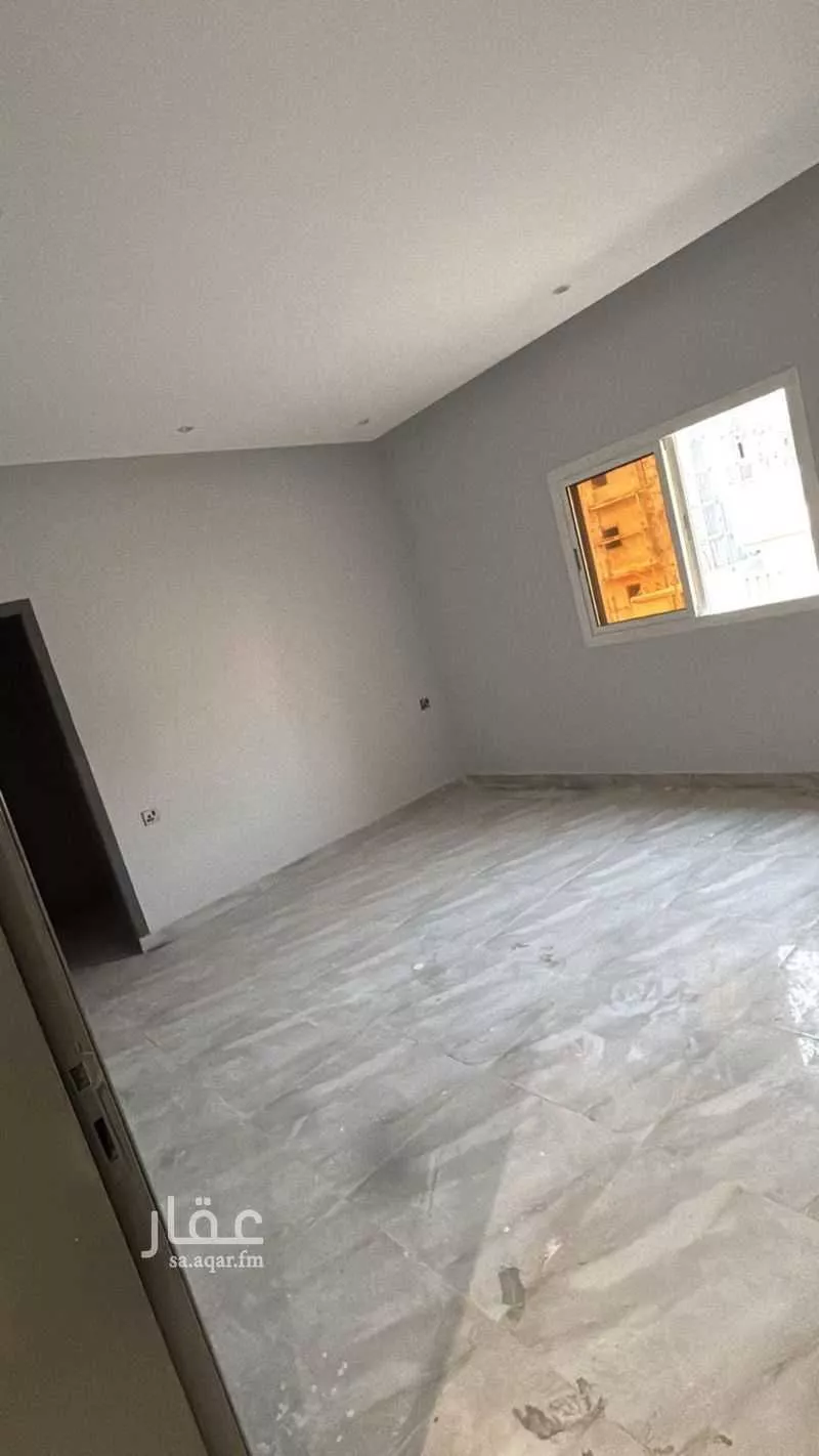 شقة 4 غرف في الملك فهد 5