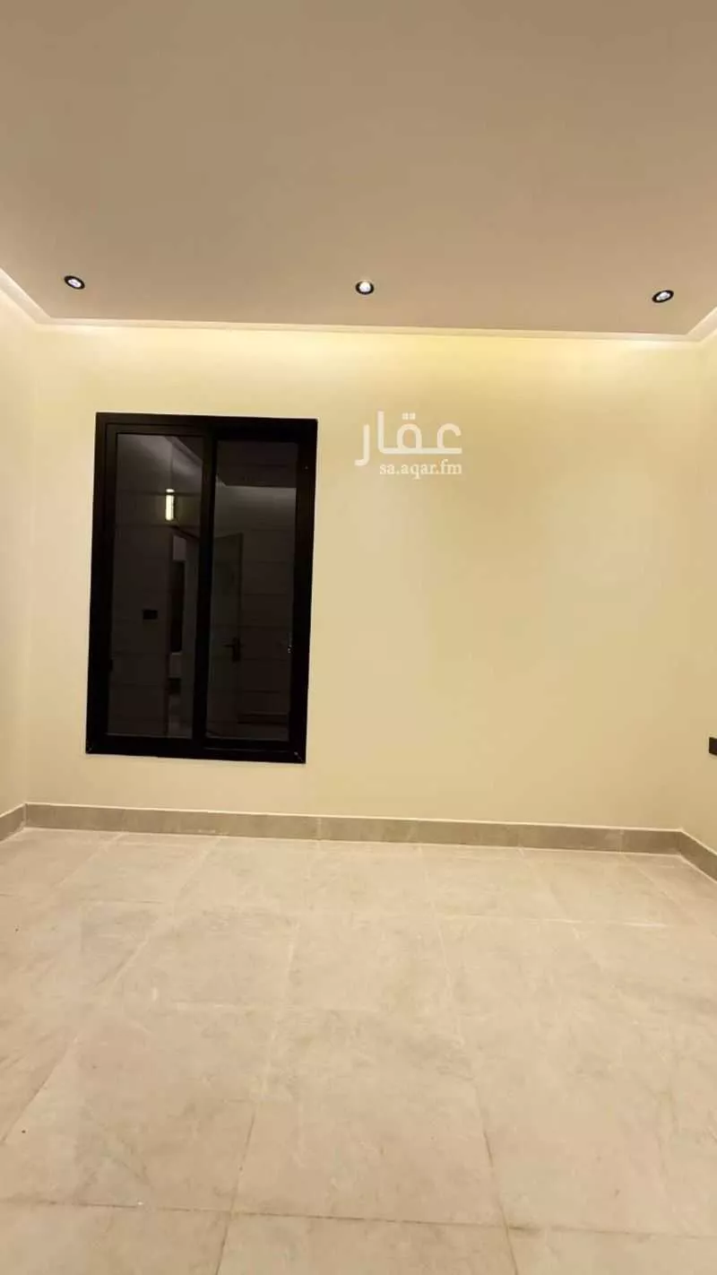 فيلا 6 غرف في بدر 3