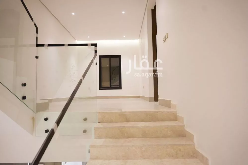 6 bedroom villa in Al Rimal 3