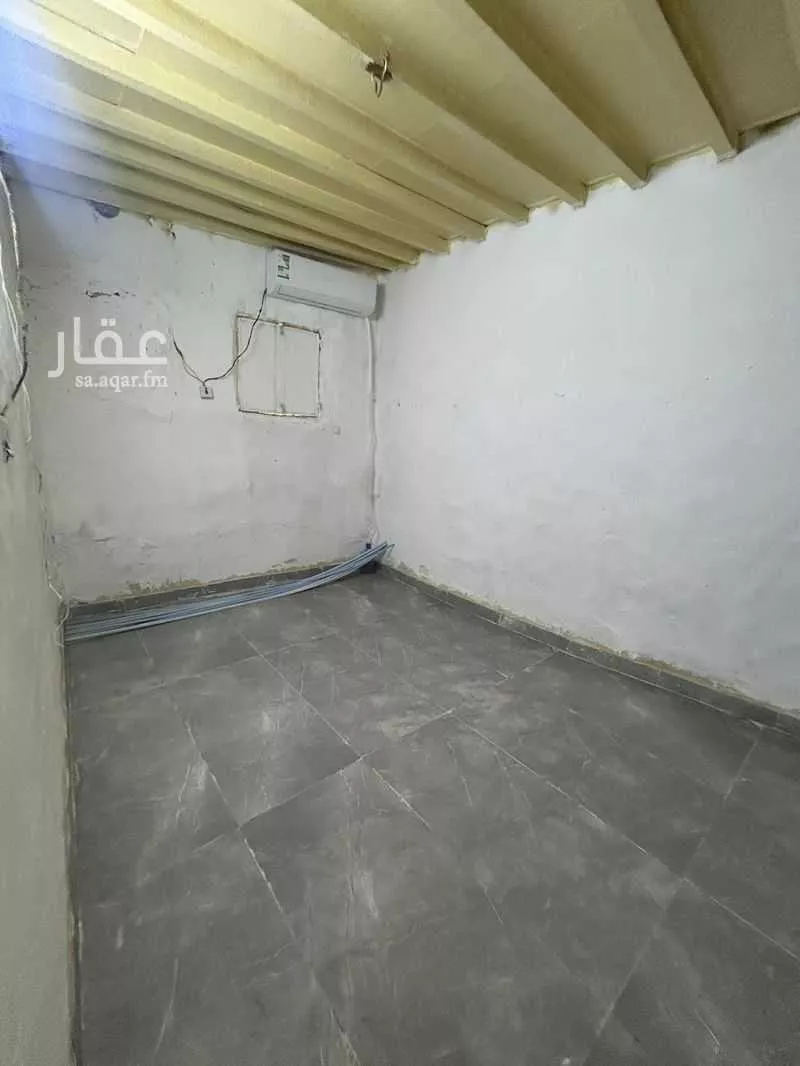 4 bedroom villa in Al Shamisy, Riyadh 2