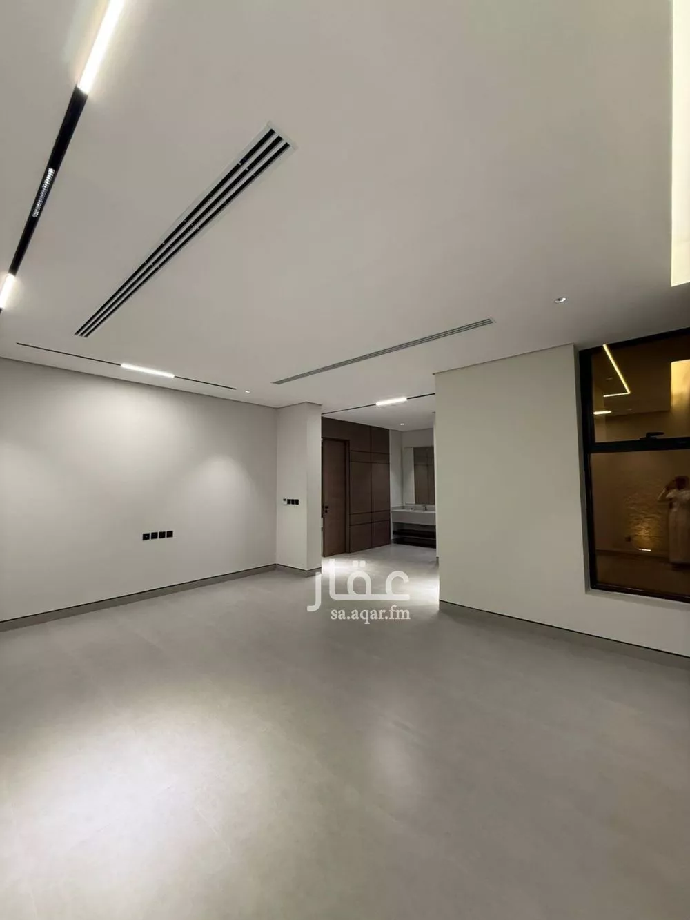 فيلا 7 غرف في المهدية 5