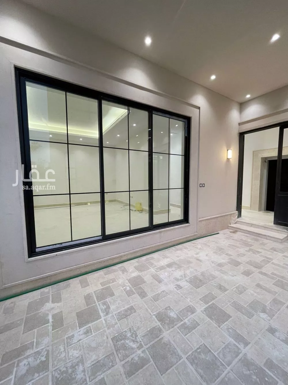 فيلا 5 غرف في المهدية 4