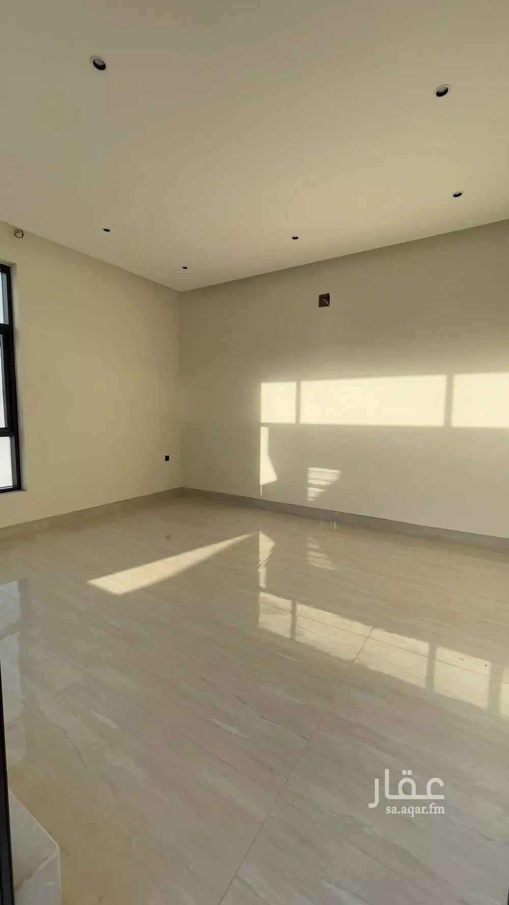 فيلا 6 غرف في المهدية 4