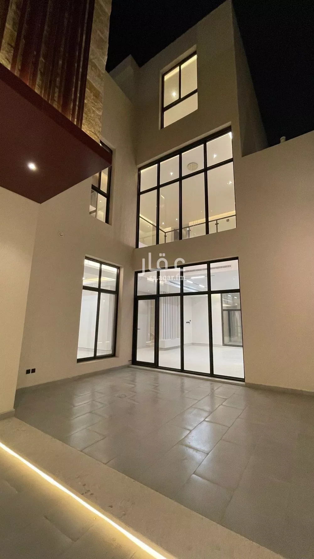 6 bedroom villa in Al Mahdiyyah 3