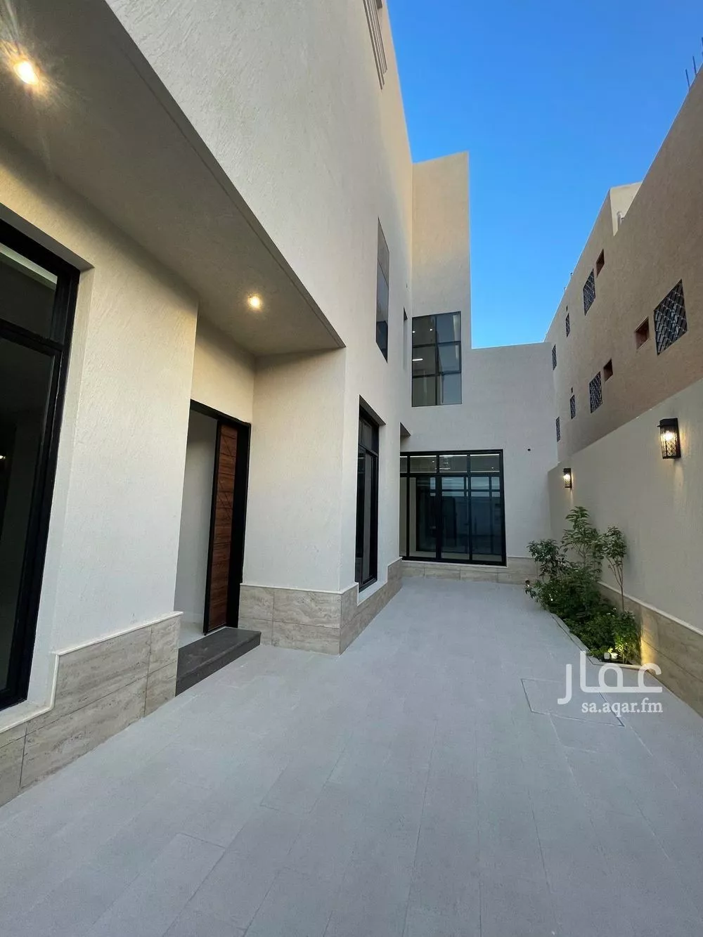 فيلا 6 غرف في المهدية 3