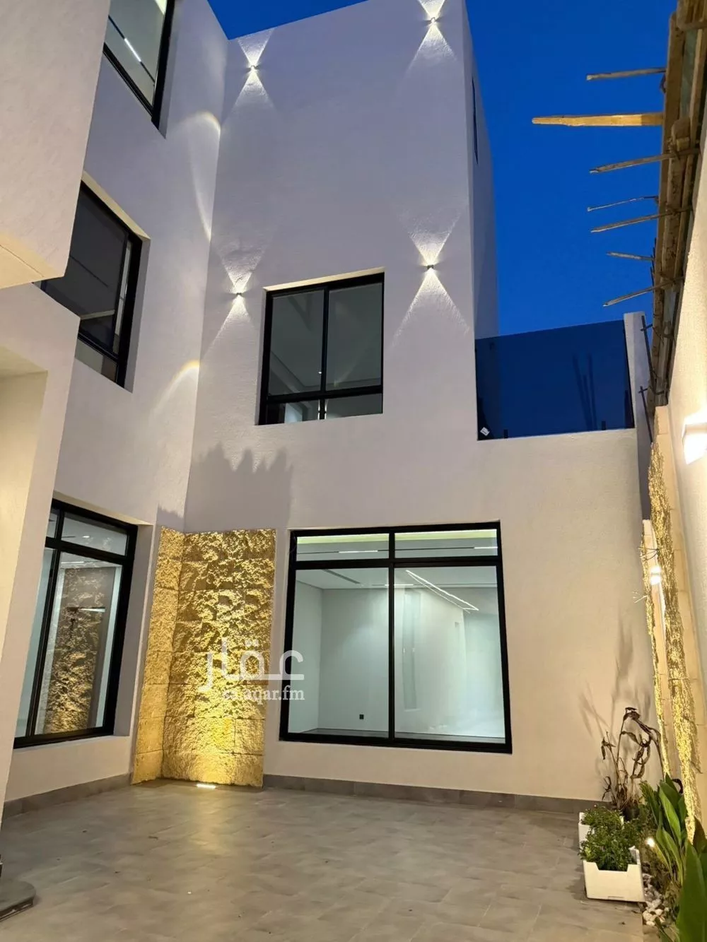 فيلا 7 غرف في المهدية 3