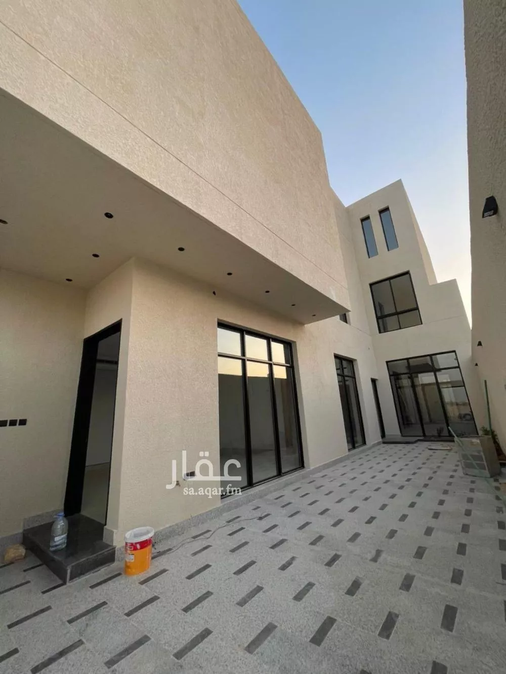 فيلا 6 غرف في المهدية 3