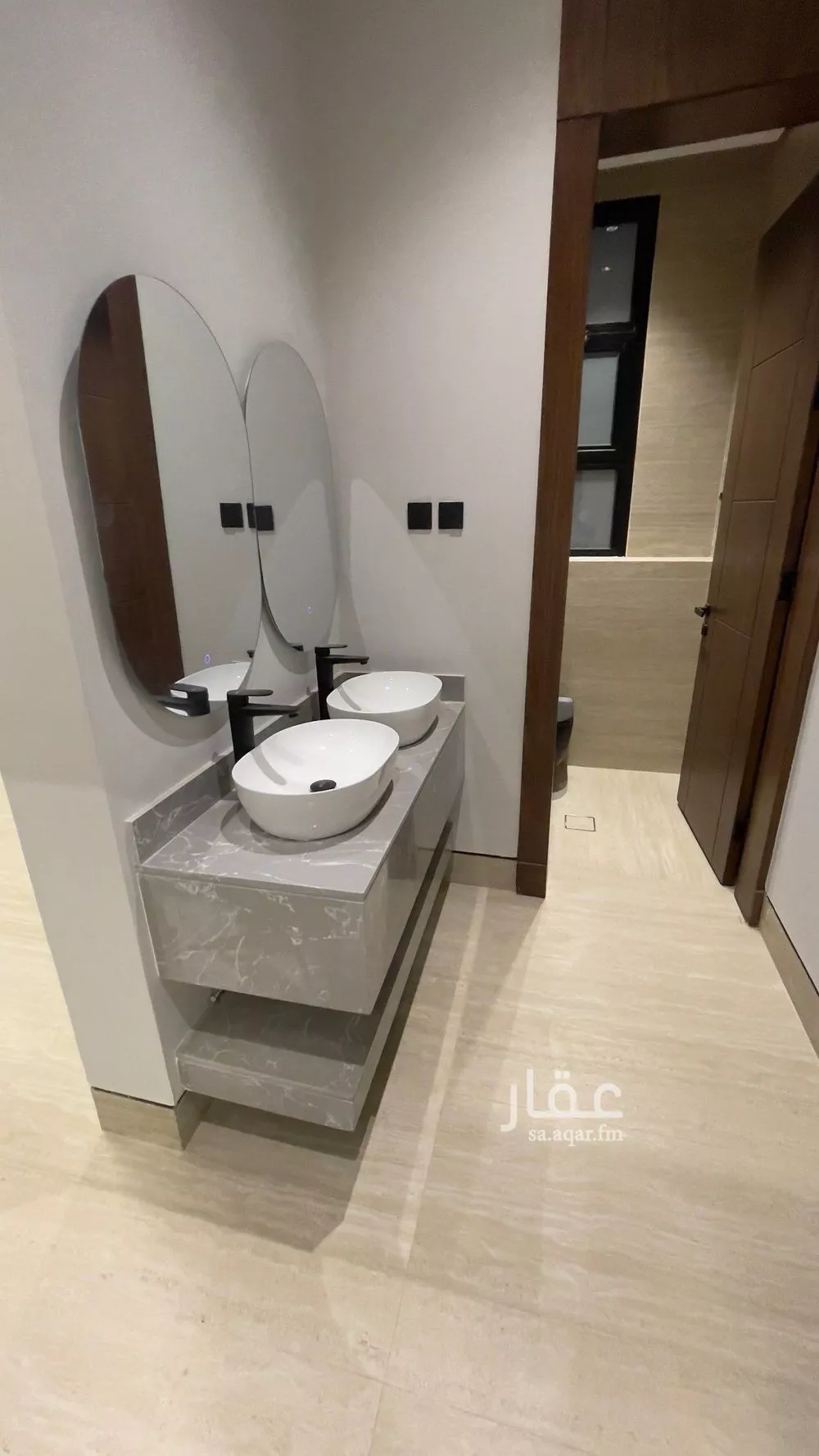 5 bedroom villa in Al Mahdiyyah 4