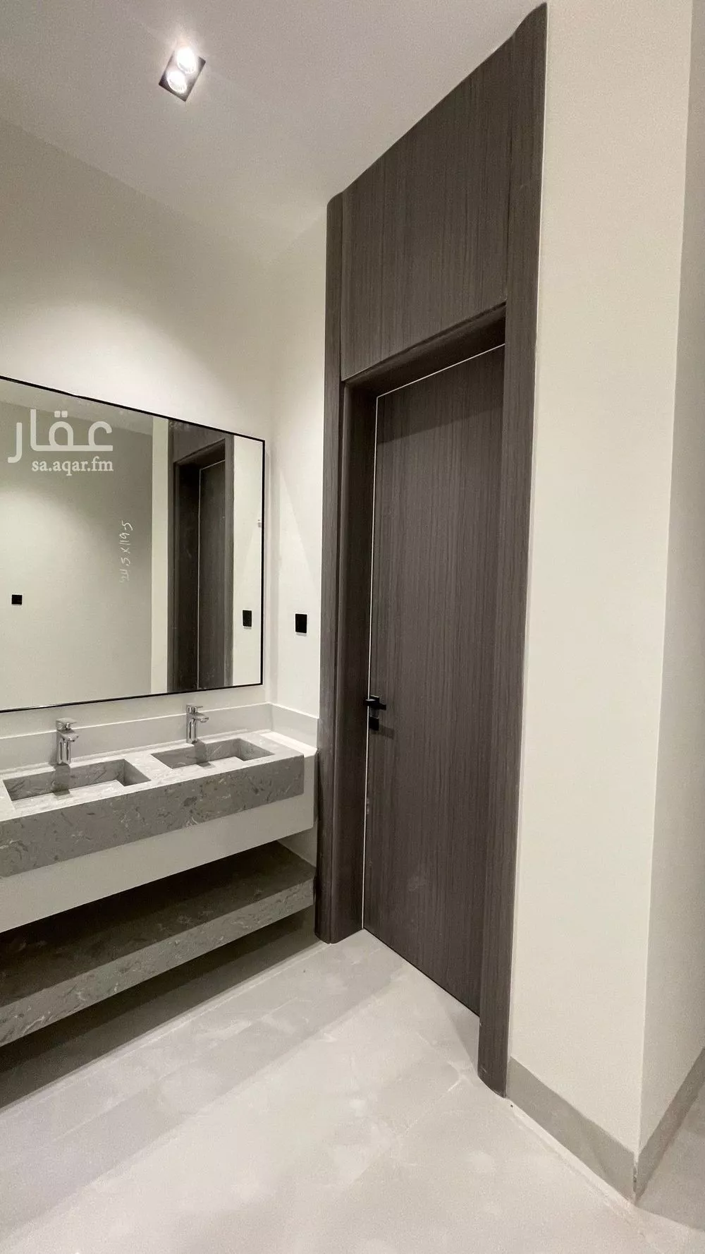 فيلا 7 غرف في المهدية 4