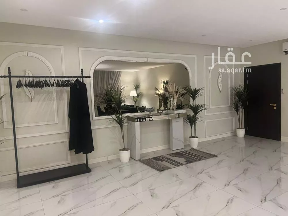 فيلا 5 غرف في الروضة 2