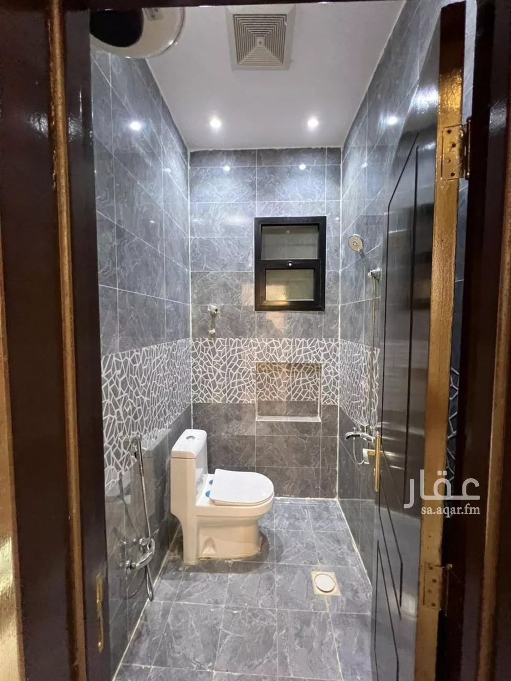 5 bedroom villa in Riyadh 6