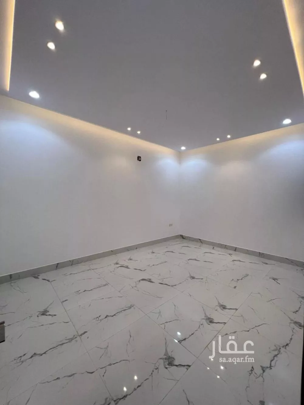 5 bedroom villa in Riyadh 11