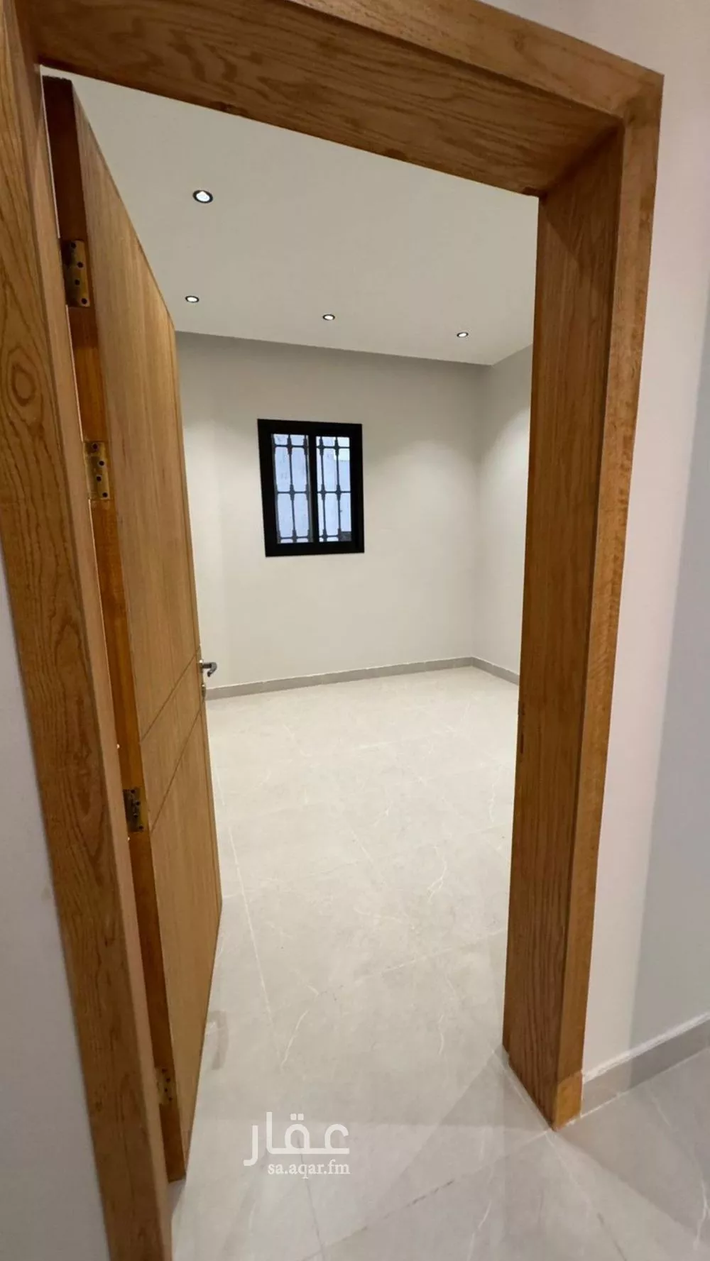 فيلا 6 غرف في العزيزية 3