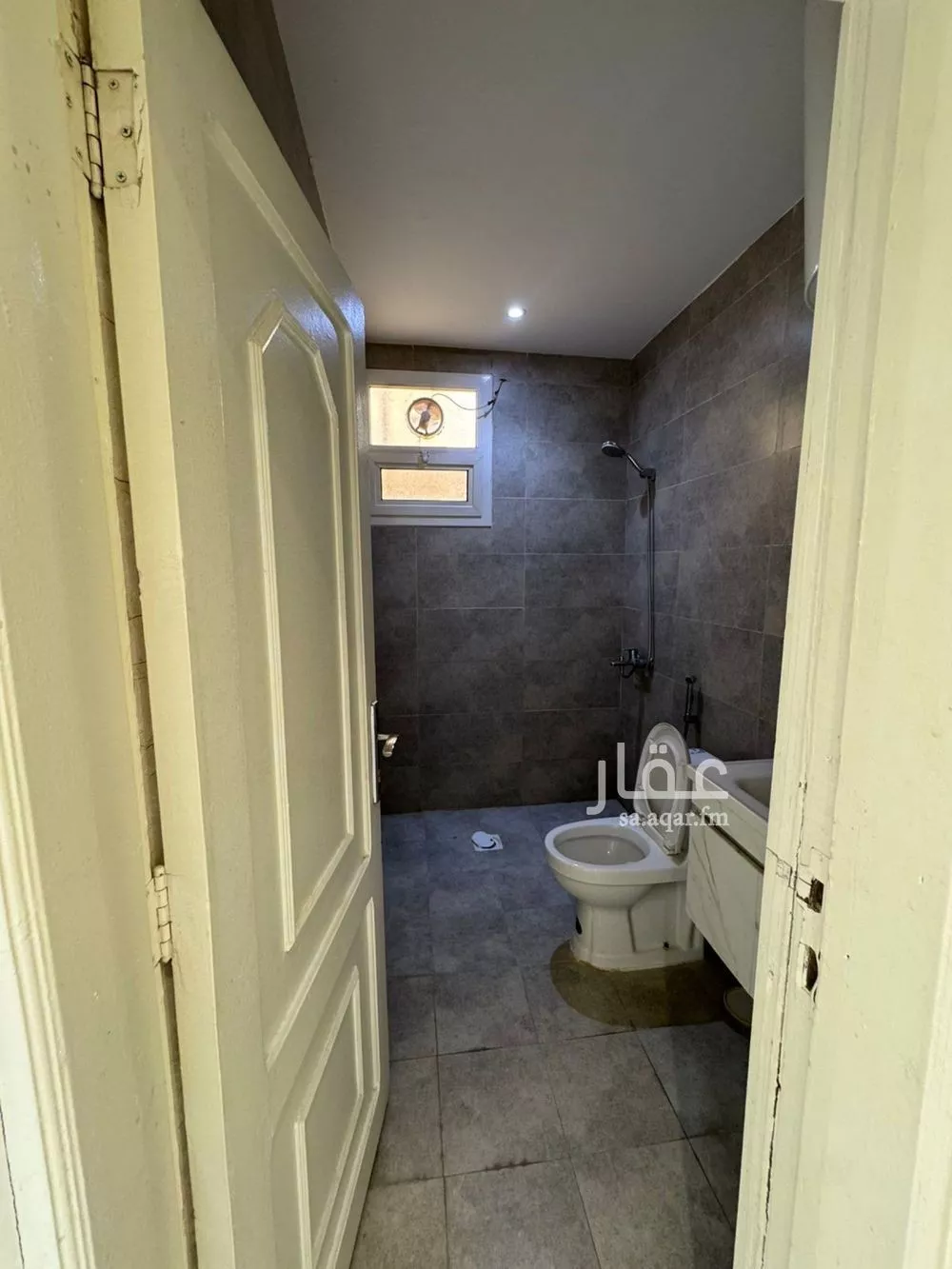 20 bedroom floor in Al Maseef 5