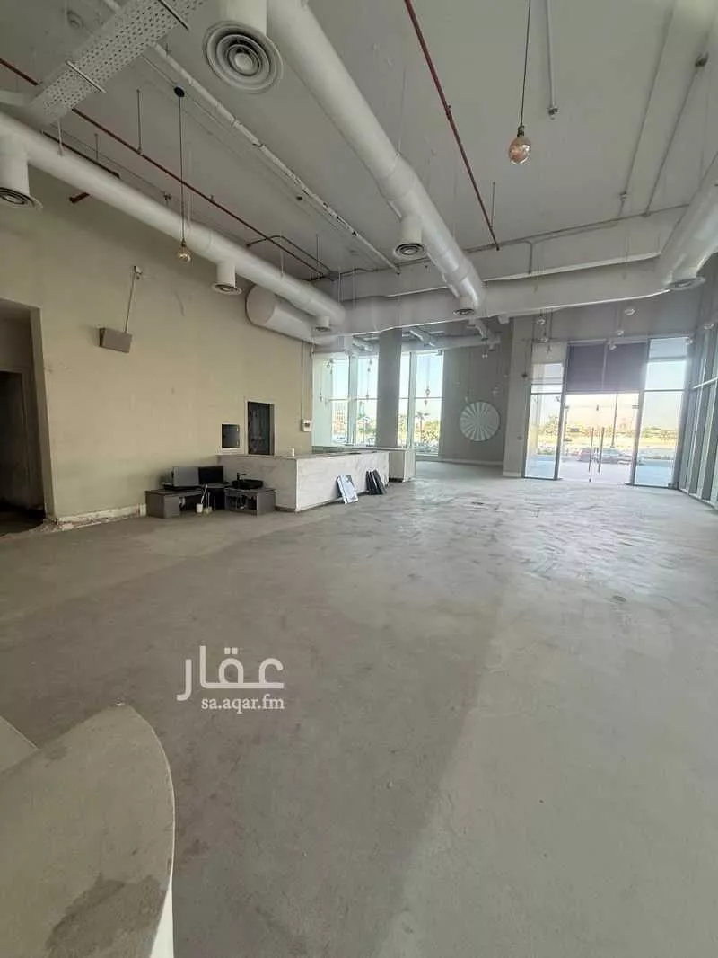 2347 sqm shop in Al Corniche 3