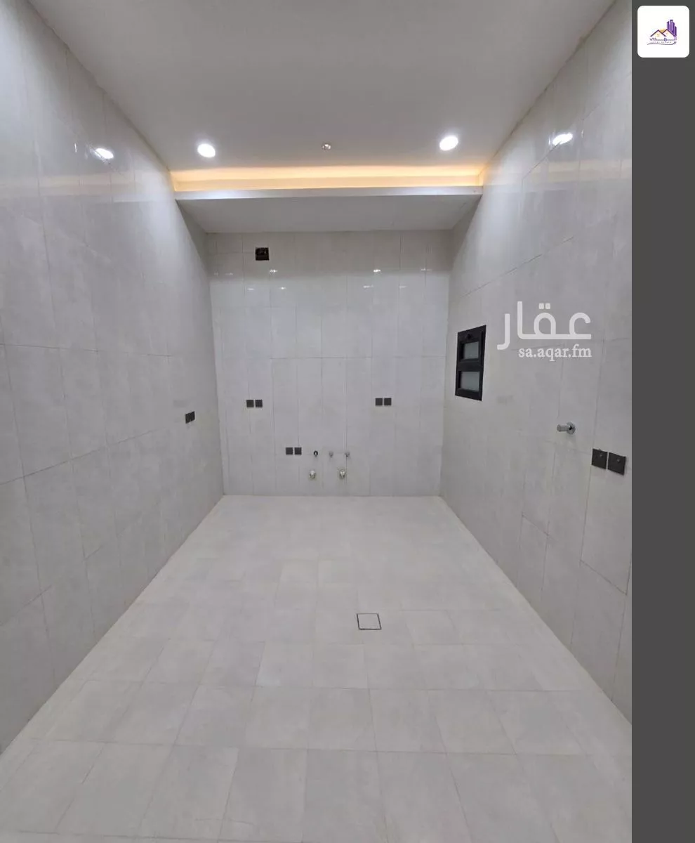 13 bedroom villa in Al Janadriyah, Riyadh 24