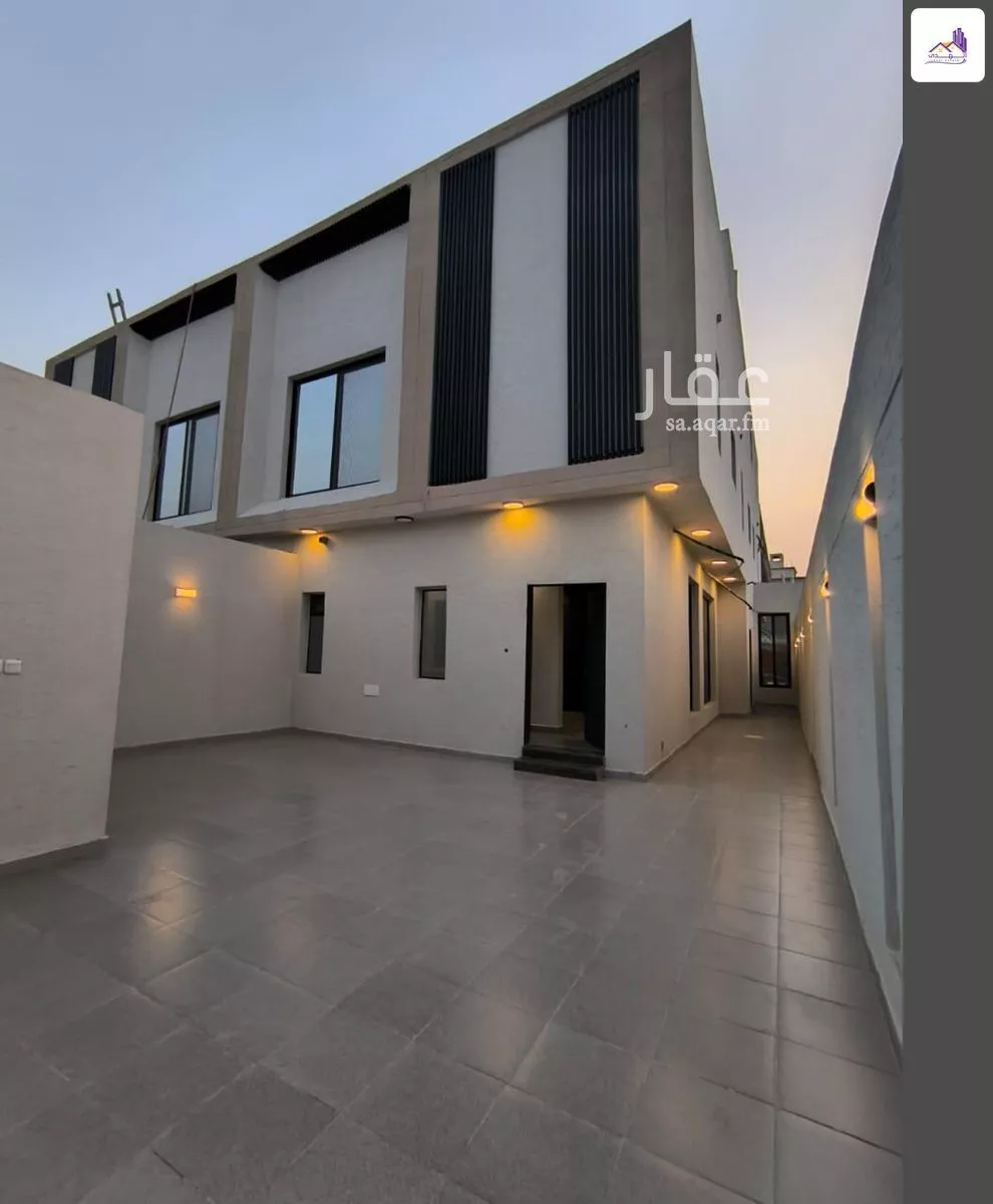 فيلا 13 غرف في الصالحية 5