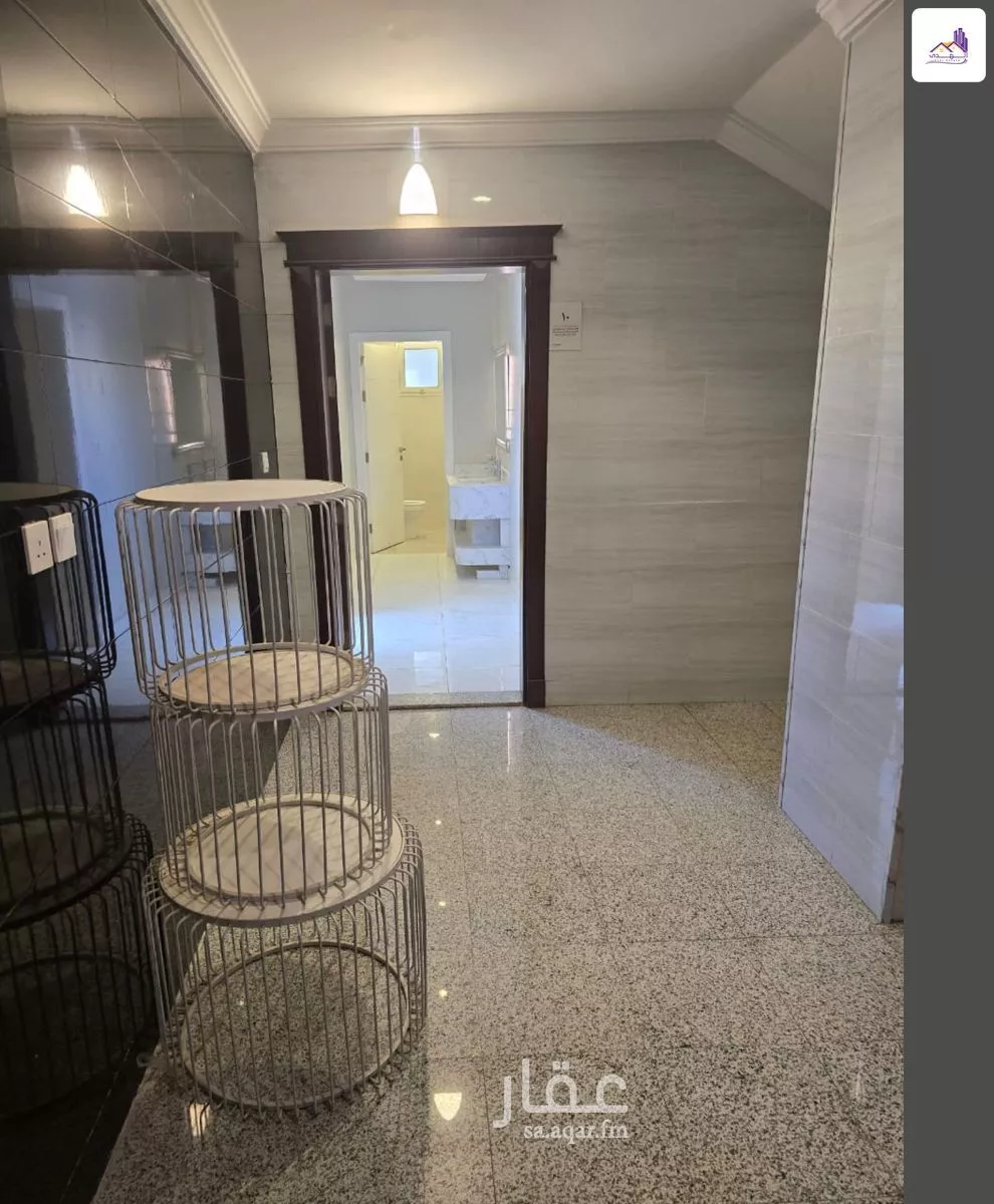 شقة 6 غرف في الريان 5