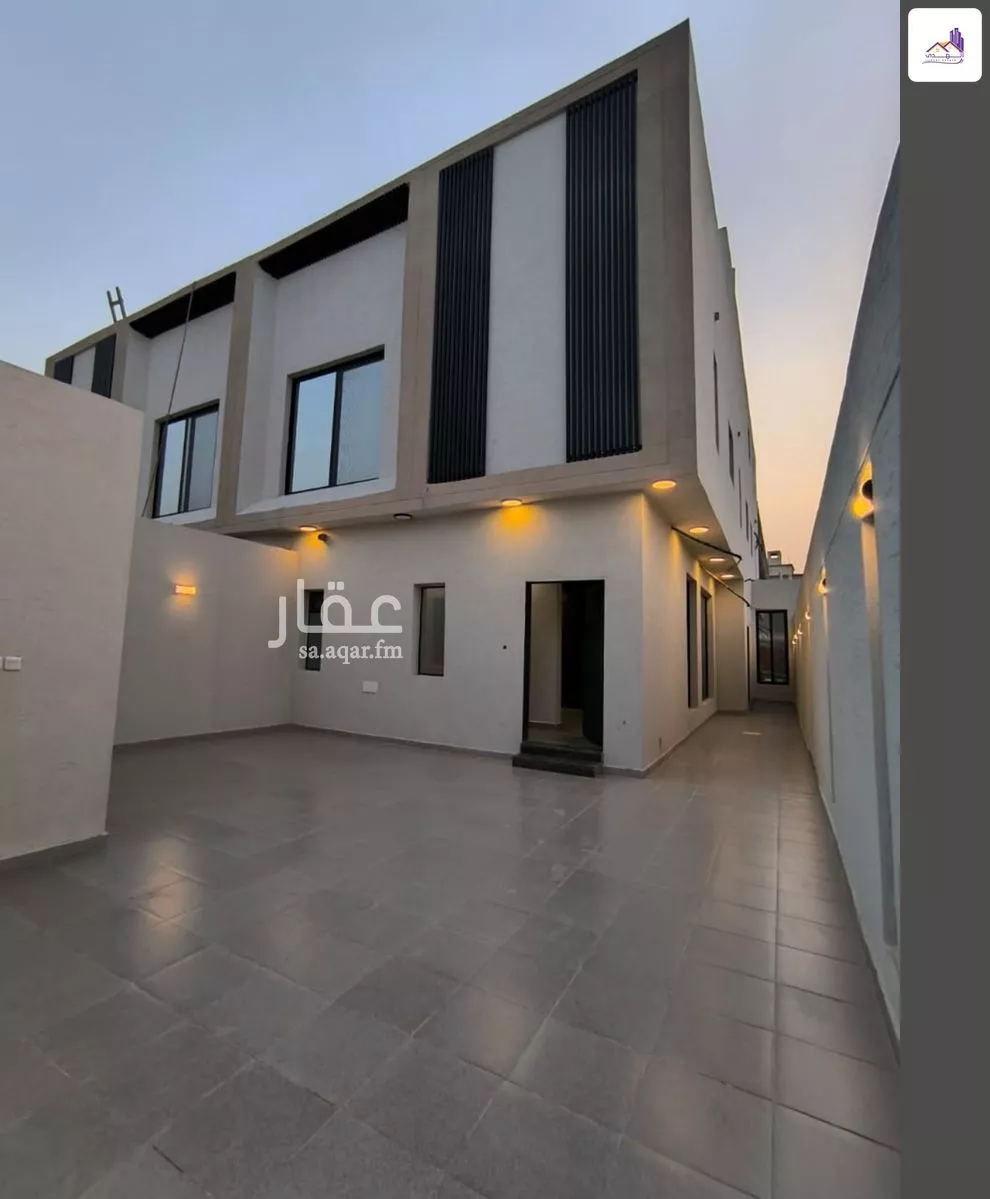 فيلا 9 غرف في الصالحية 3