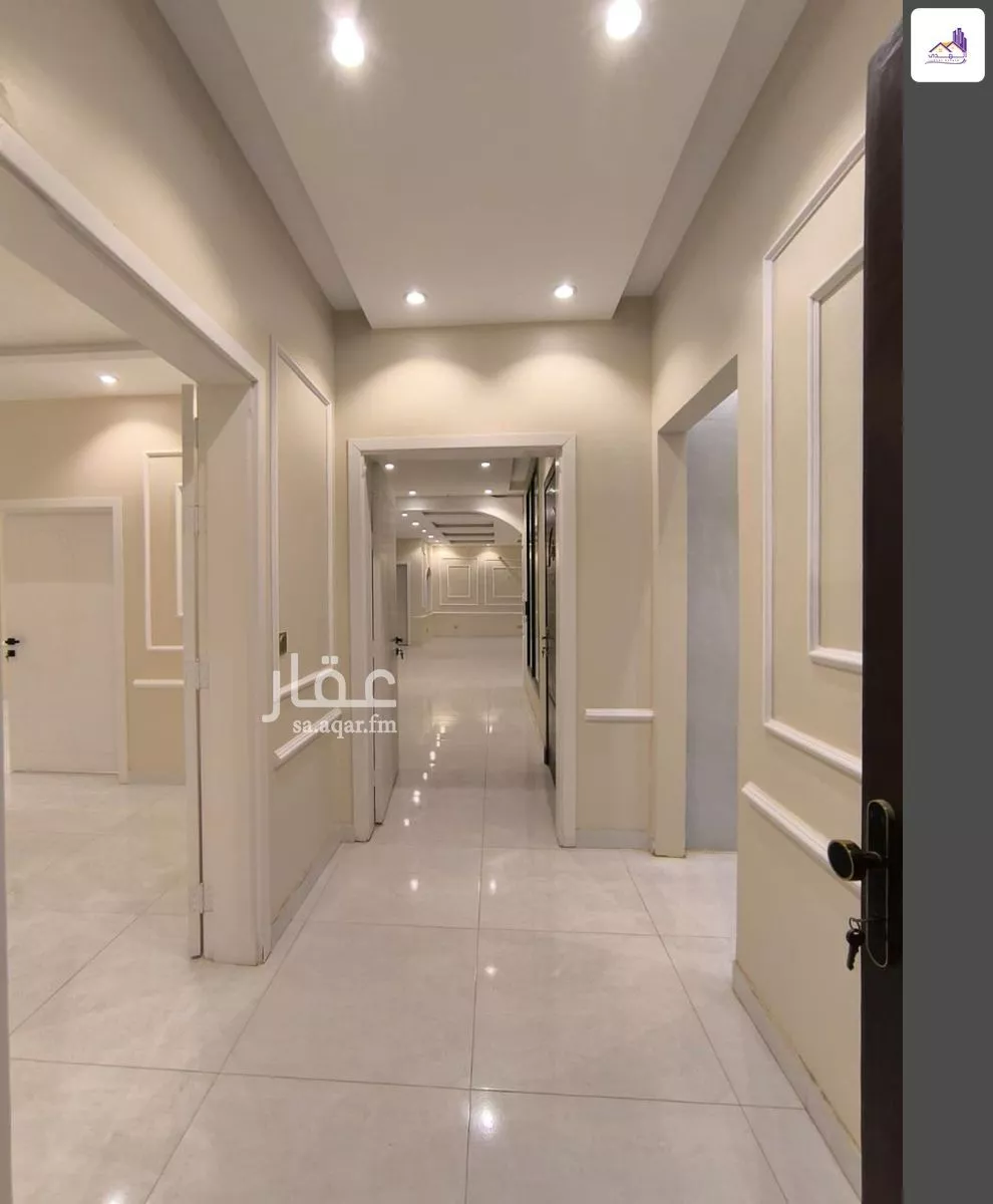 فيلا 9 غرف في الزمرد 5