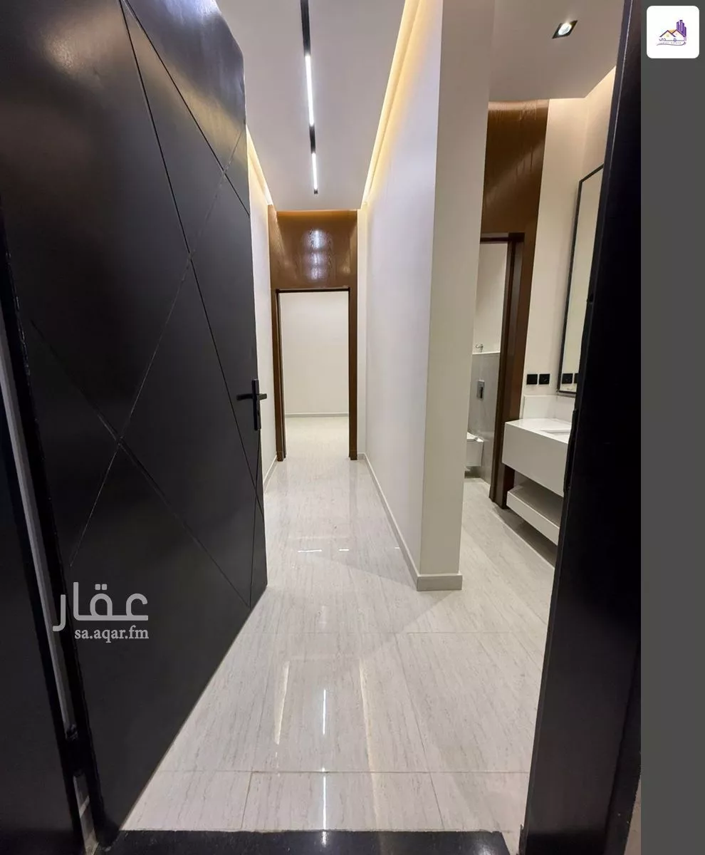 6 bedroom floor in Ash Sharq 2