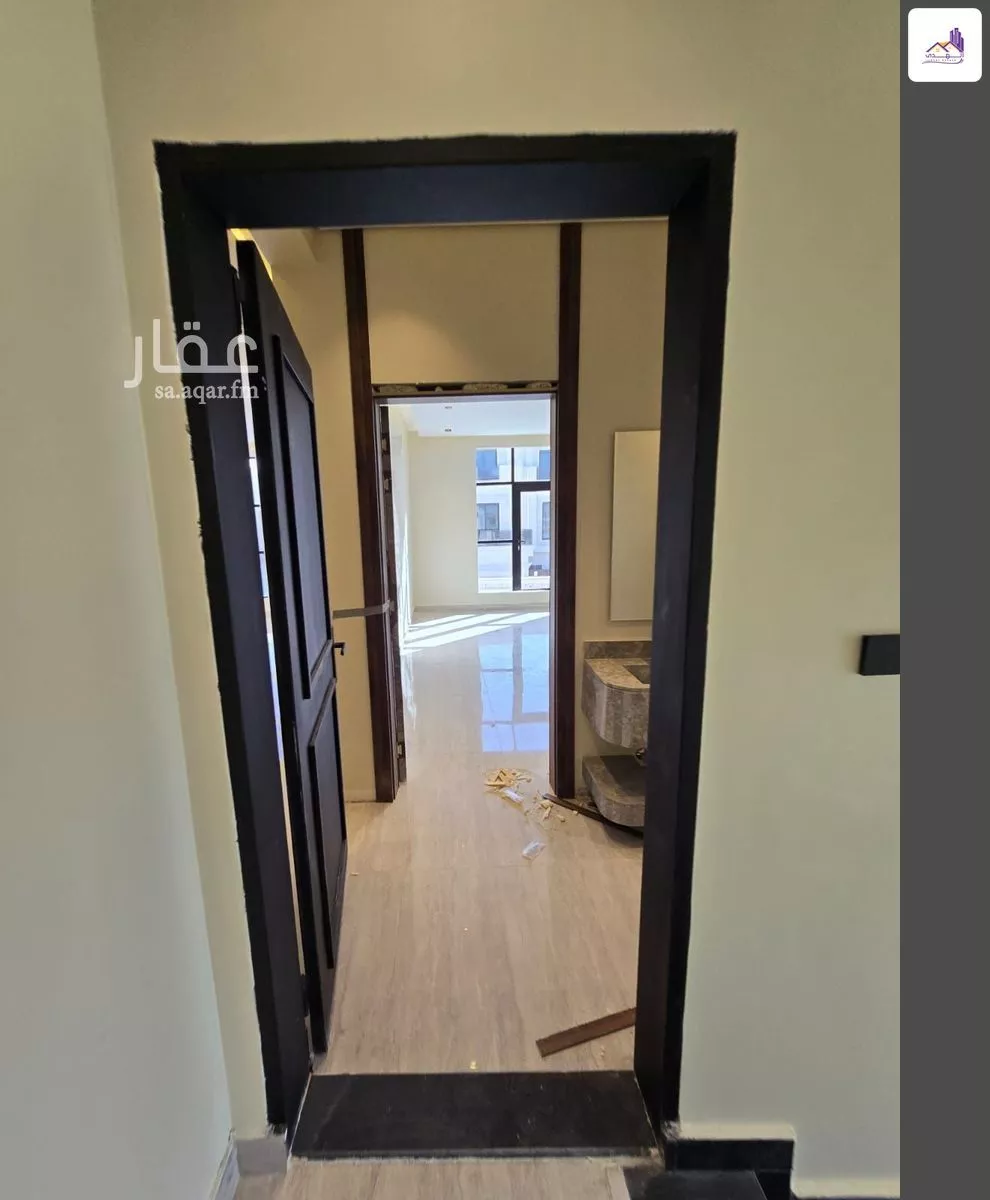 6 bedroom floor in Ash Sharq 3