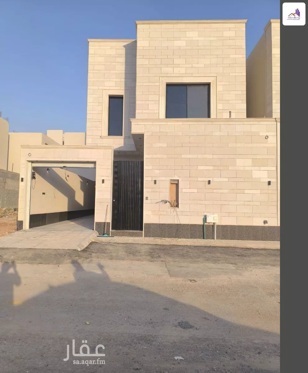 فيلا 8 غرف في الجنادرية 2