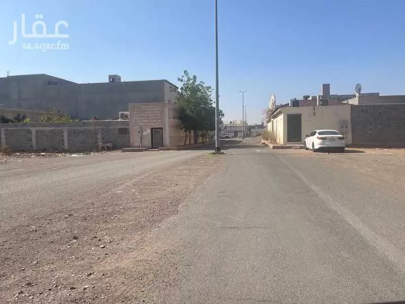 land in Al Sakb, Madinah 5