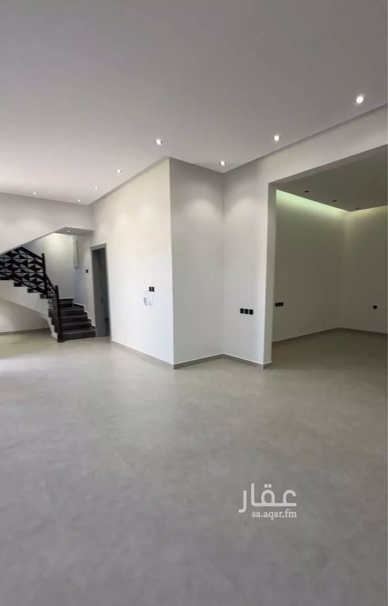 شقة 7 غرف في النظيم 4