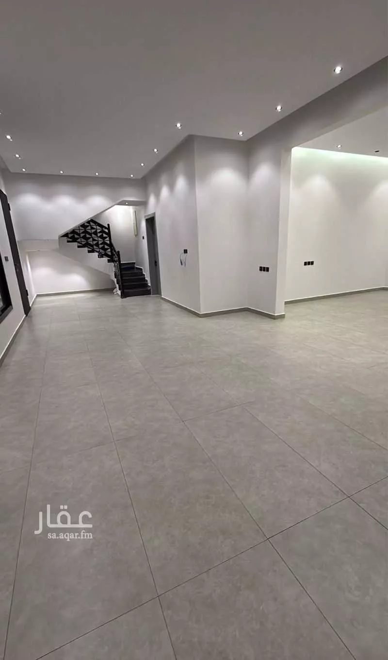 شقة 7 غرف في النظيم 3