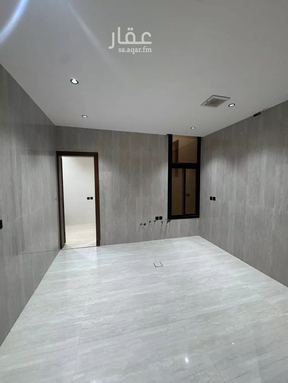 3 bedroom floor in Al Safa 4