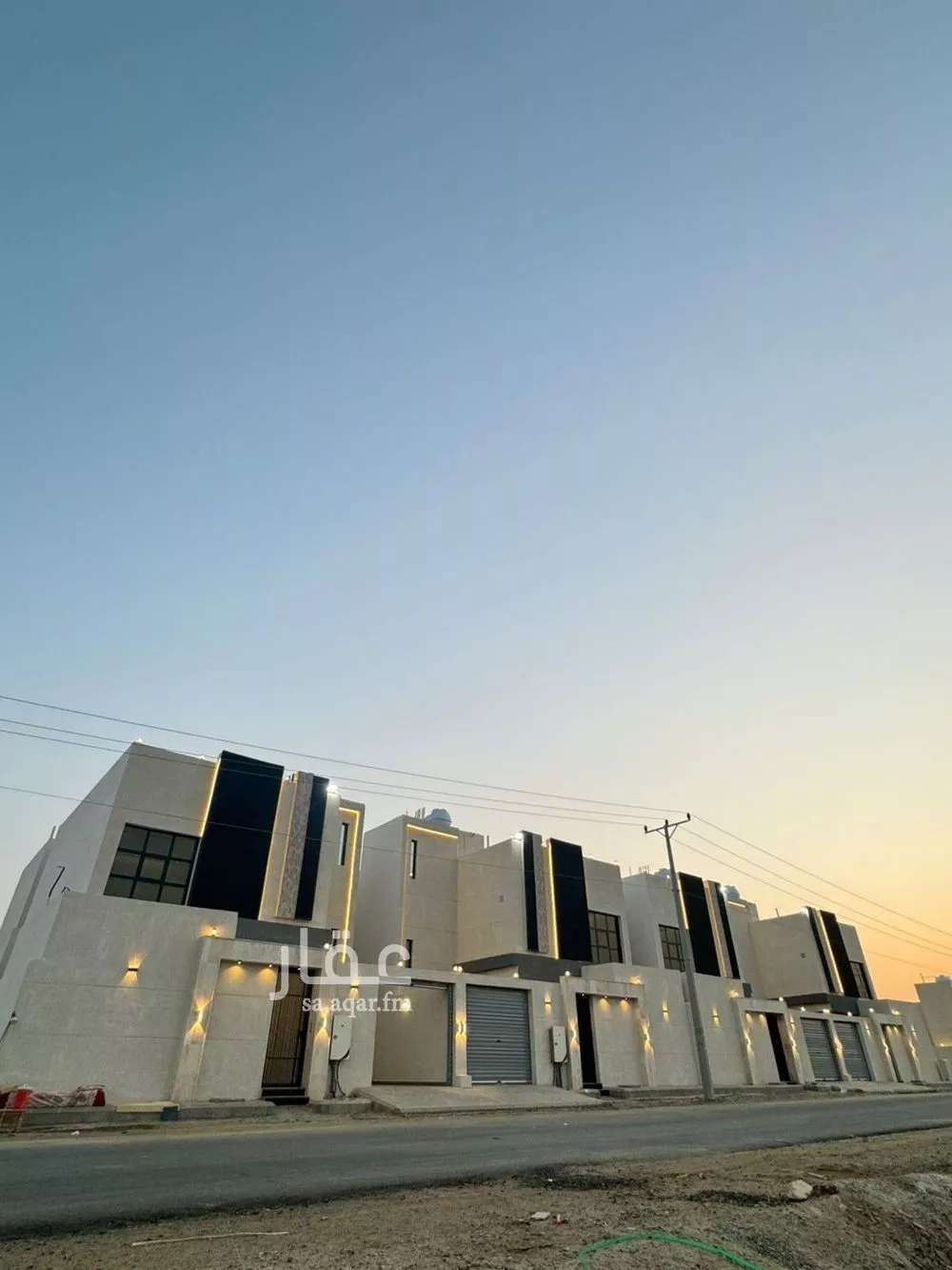 فيلا 9 غرف في بحرة 1