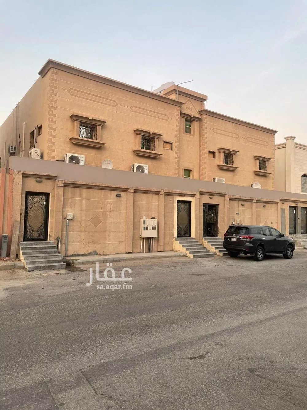 عمارة 460 م² في المنار 2