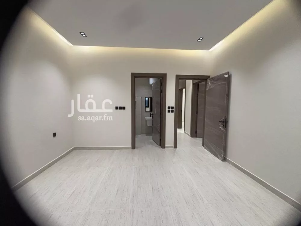 3 bedroom floor in Al Janadriyah 3