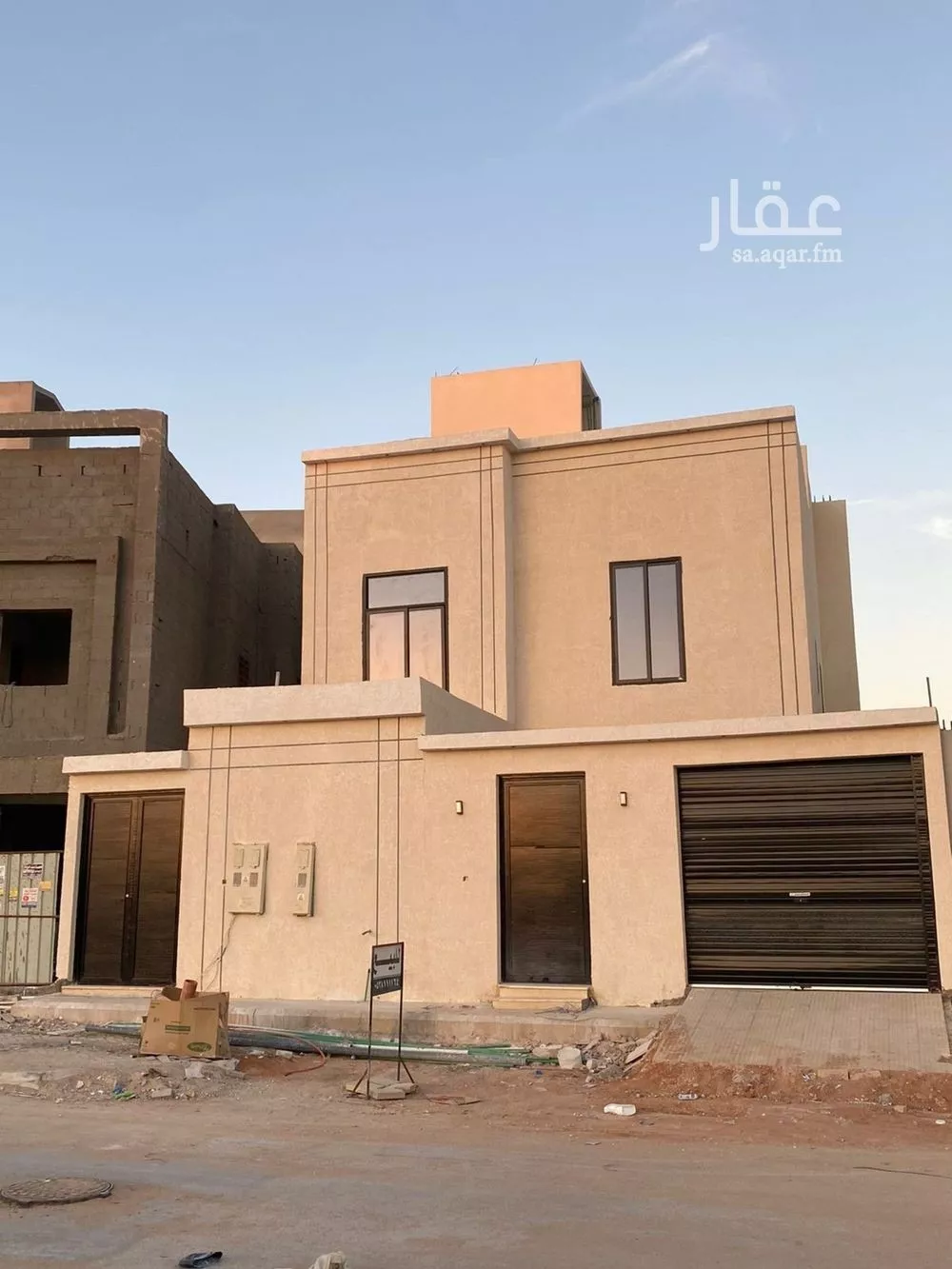 فيلا 5 غرف في الجنادرية 1