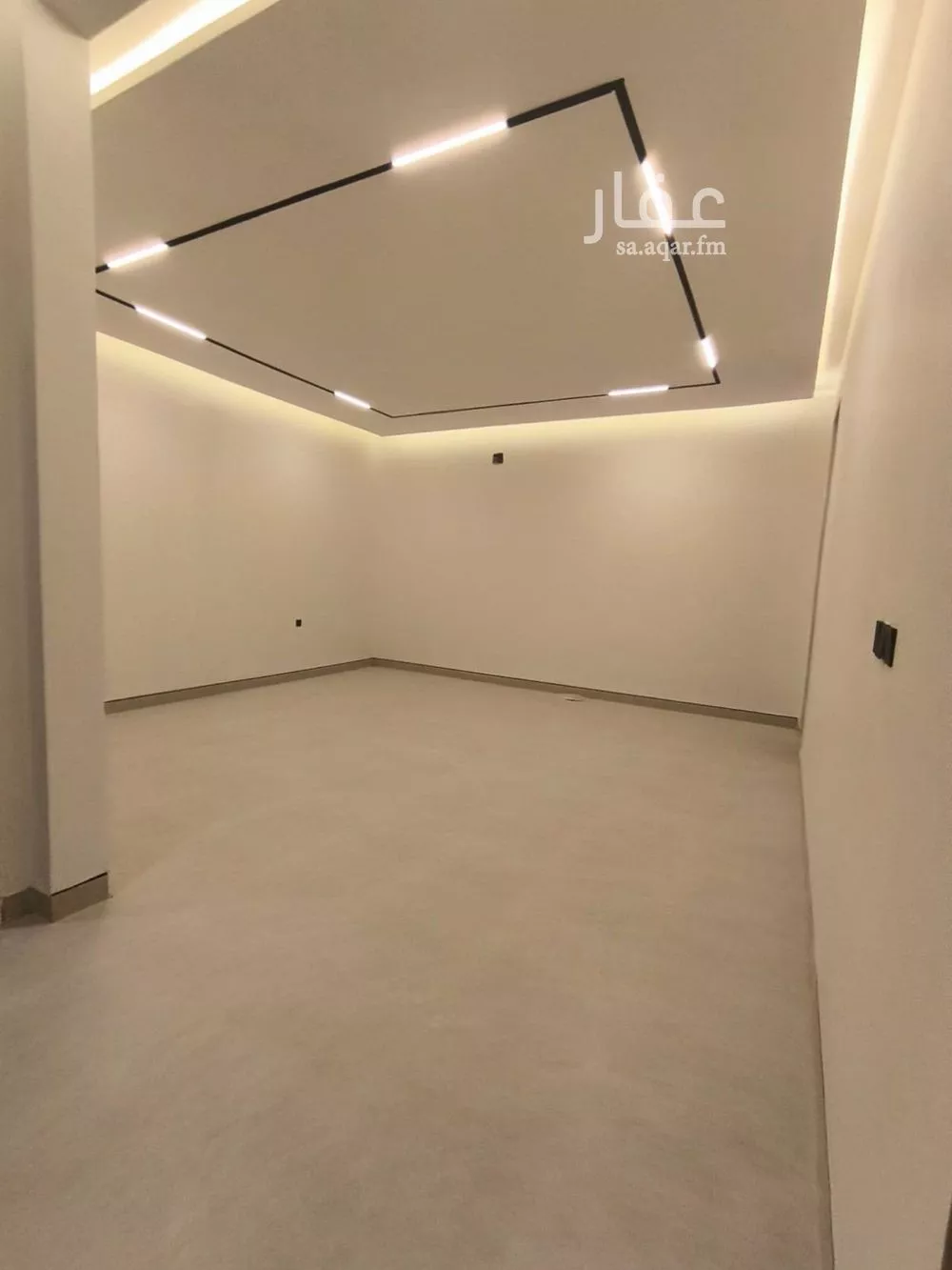 4 bedroom floor in Al Janadriyah 2