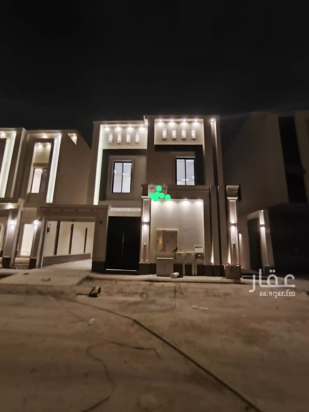 3 bedroom floor in Al Janadriyah 1