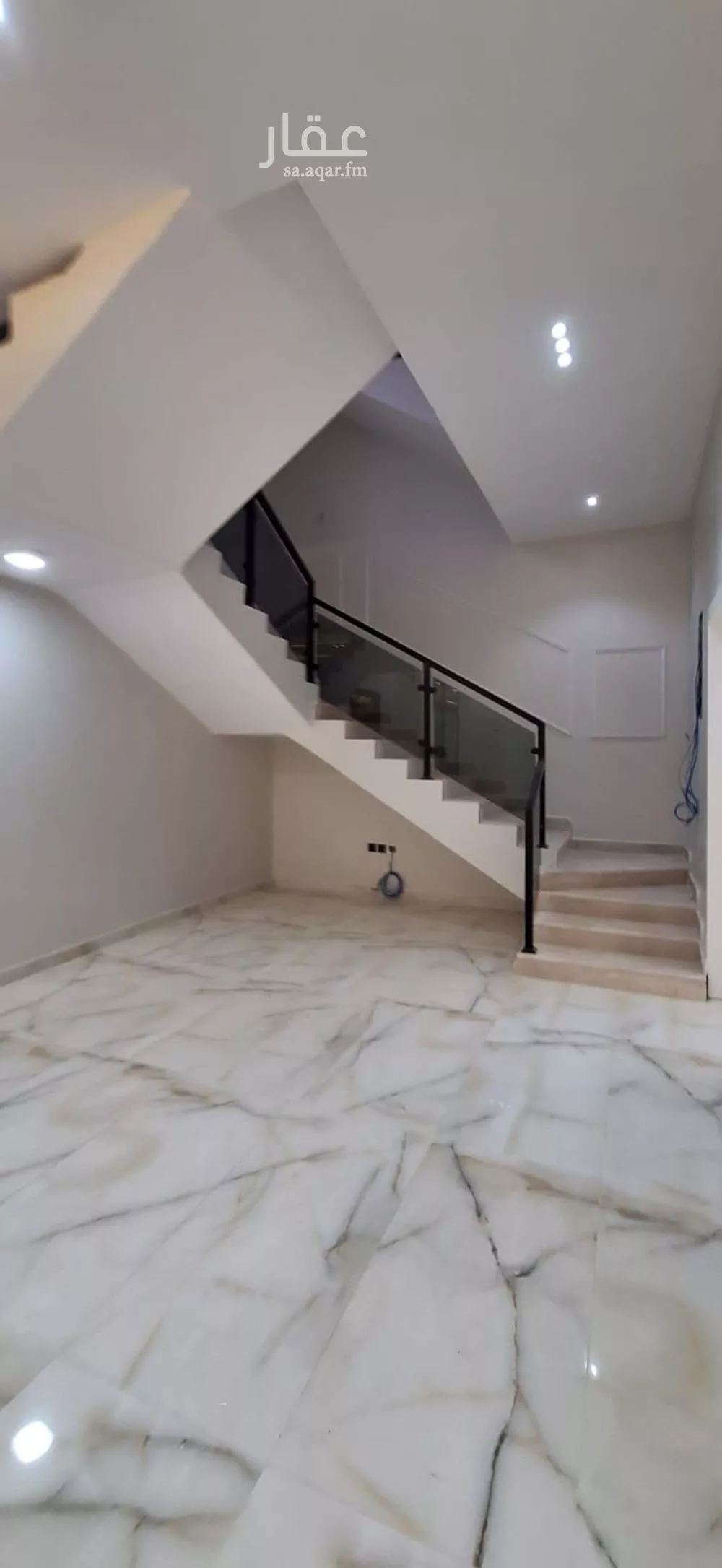 فيلا 5 غرف في الجنادرية 2