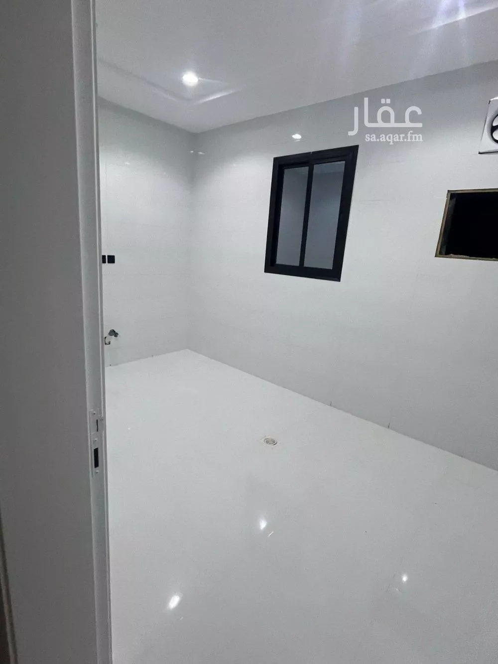 فيلا 6 غرف في الملك فهد 1