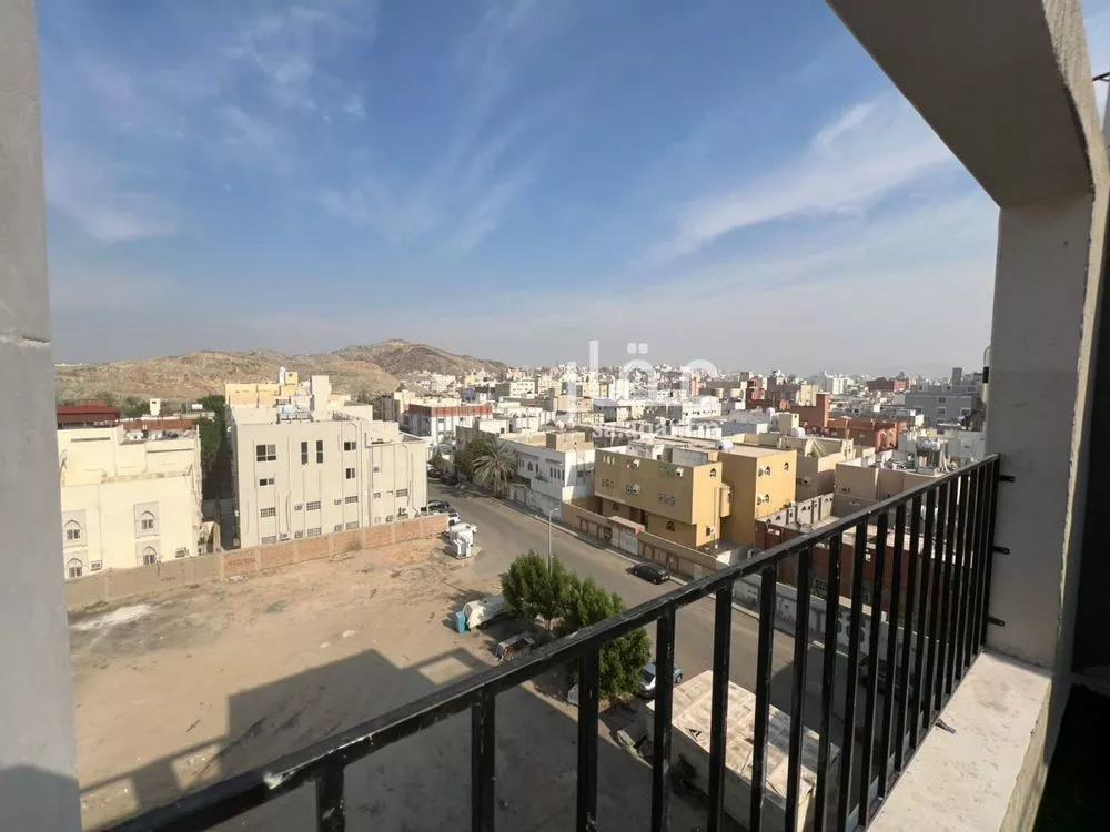 شقة 5 غرف في الشوقية 5