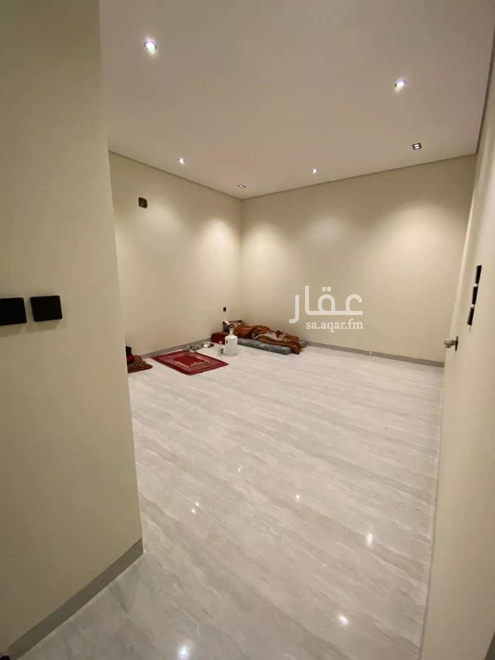 شقة 4 غرف في المعيزلة 2