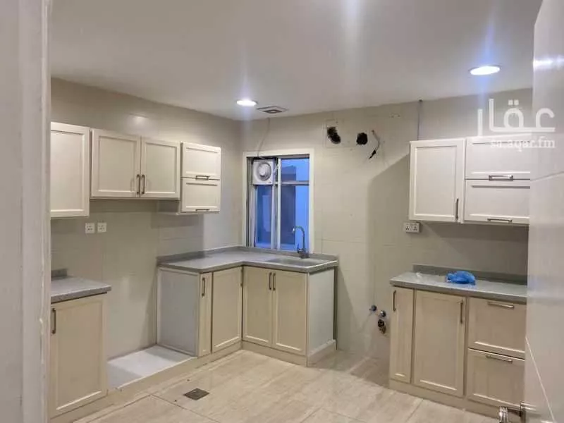 7 bedroom apartment in Hajar, Eastern Province 8