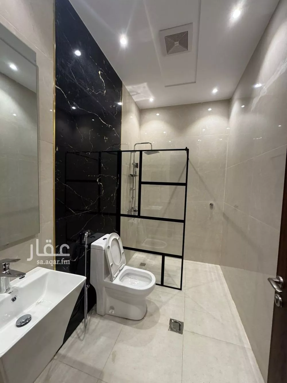 شقة 4 غرف في الصوارى 5