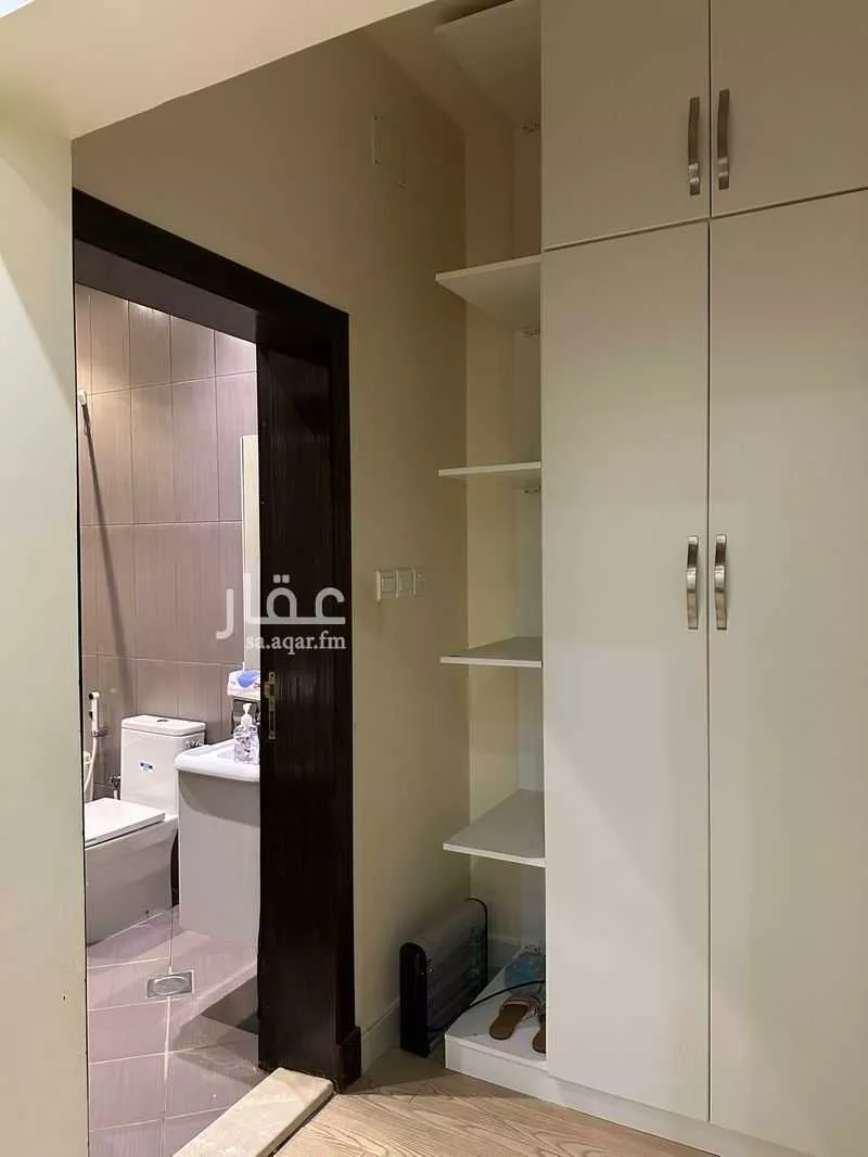 فيلا 7 غرف في طيبة 3