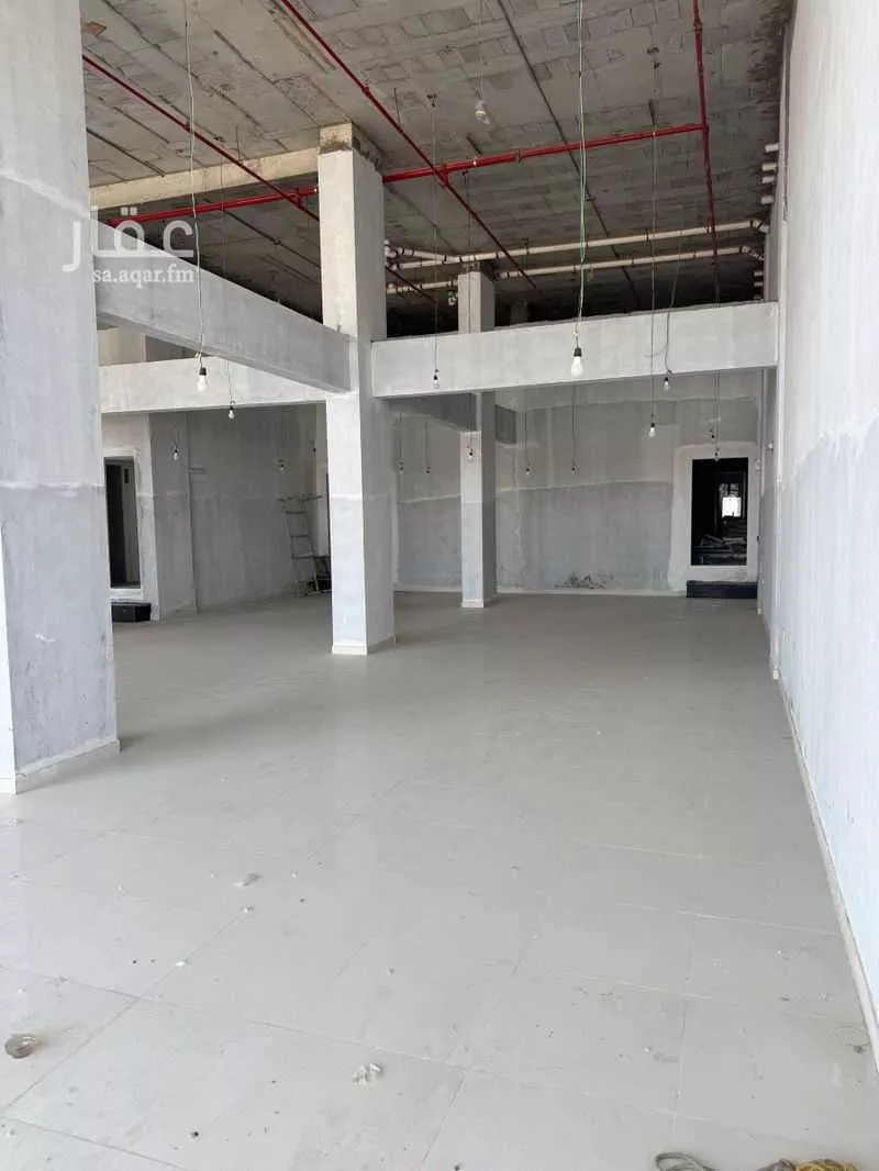 1800 sqm shop in Ash Shati Al Gharbi 1