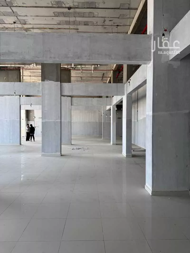 1800 sqm shop in Ash Shati Al Gharbi 2