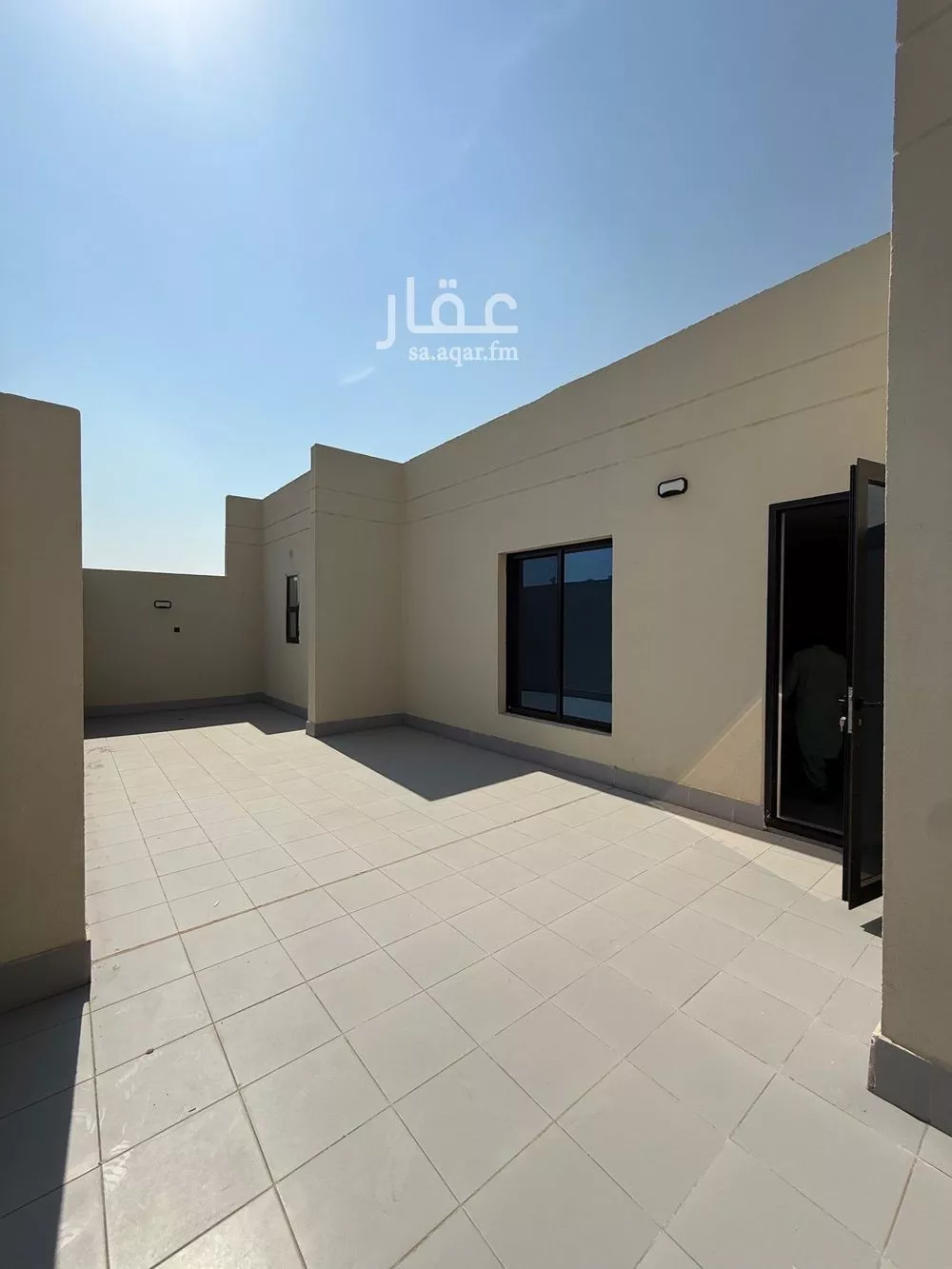 شقة 4 غرف في بطحاء قريش 1