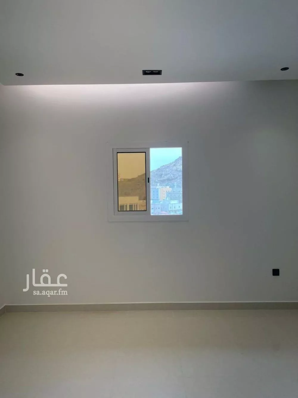 شقة 4 غرف في الملك فهد 2