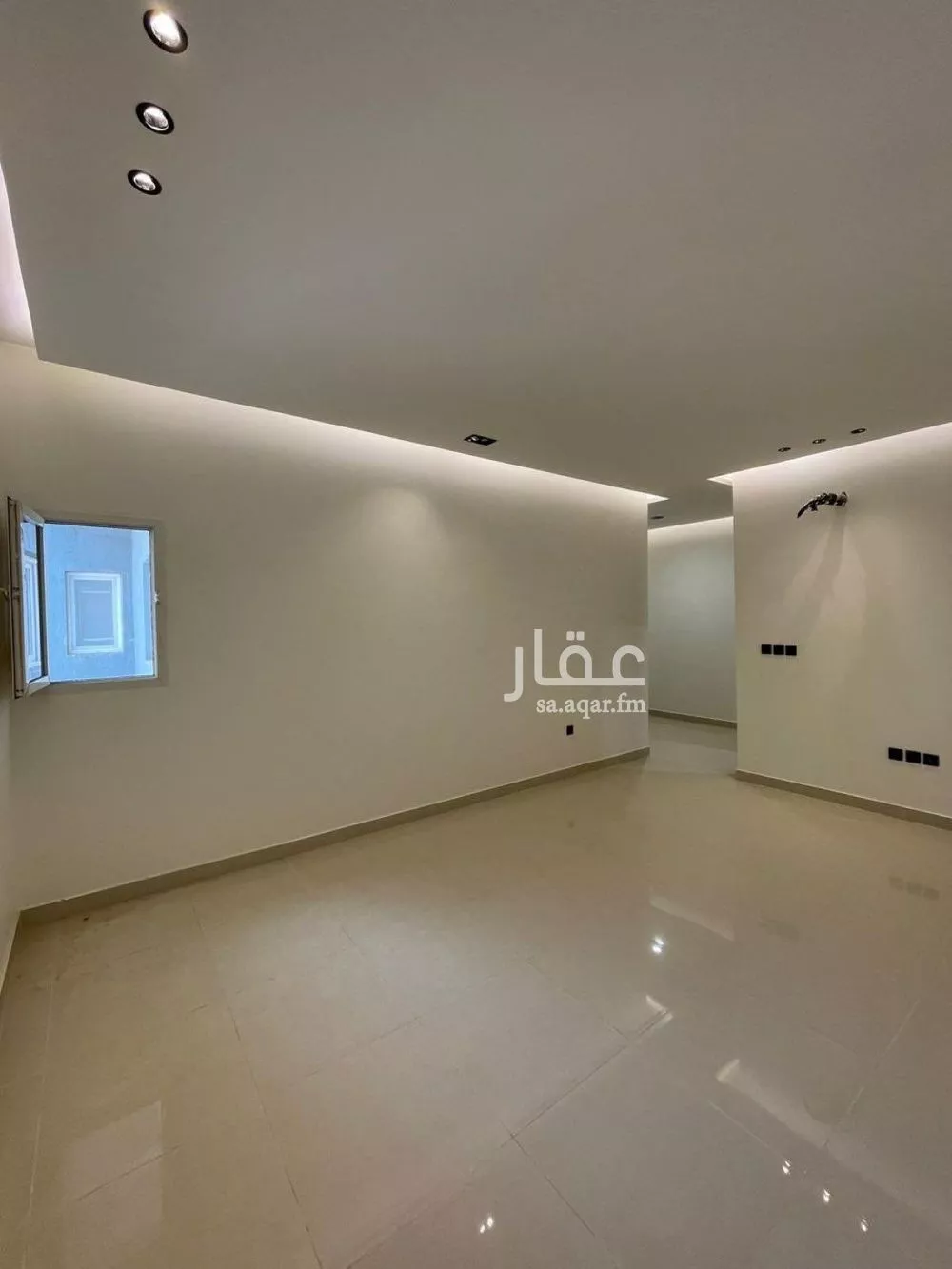 شقة 4 غرف في الملك فهد 3