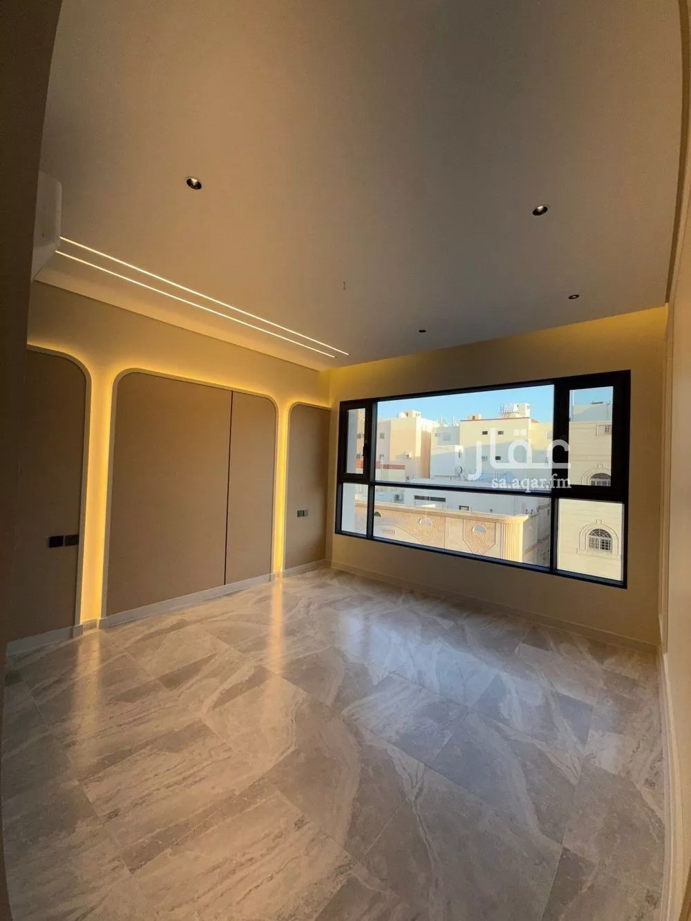 شقة 4 غرف في بطحاء قريش 2